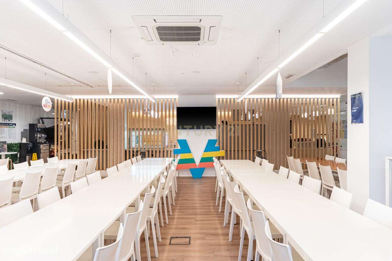 Edifício de escritórios moderno em Carnaxide, Oeiras-8