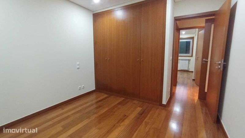 Apartamento T2 no centro de Espinho - Grande imagem: 4/10