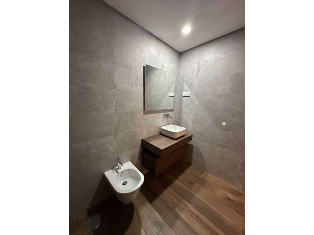 ALCOCHETE - T4 - DUPLEX DE LUXO - C/ TERRAÇO E GARAGEM/2 LUG.-10