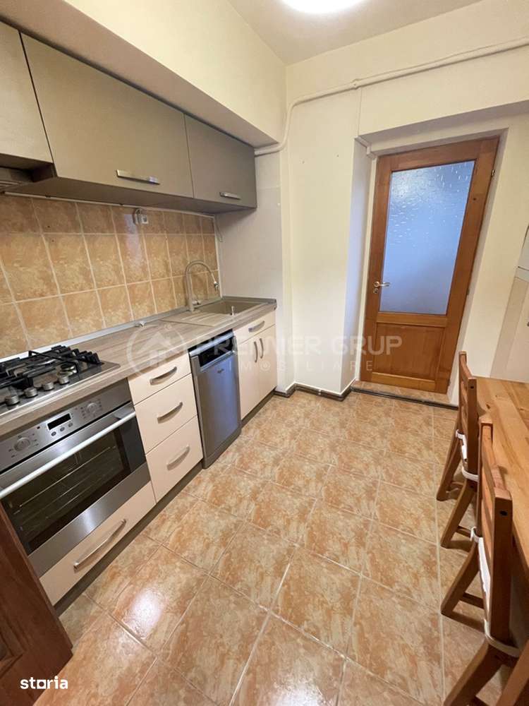 Etaj 1! Apartament 3 camere 90mp  2 bai, 4 balcoane, Pacurari-8