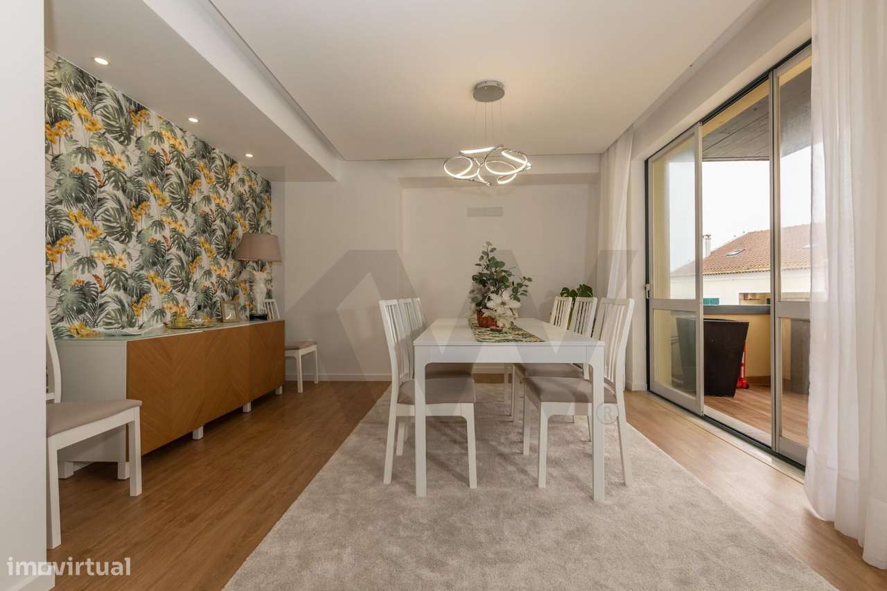 Apartamento T4 Remodelado com 253 m2 em São José, Ponta Delgada - Grande imagem: 4/35