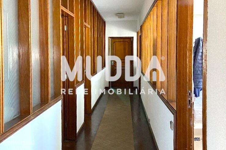 Espaçoso Pavilhão na Zona Industrial de São João da Madeira-5