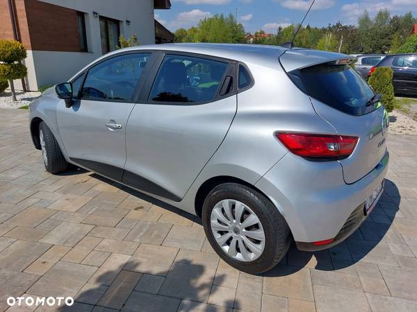 Renault Clio 1.2 16V 75 TomTom Edition - 13