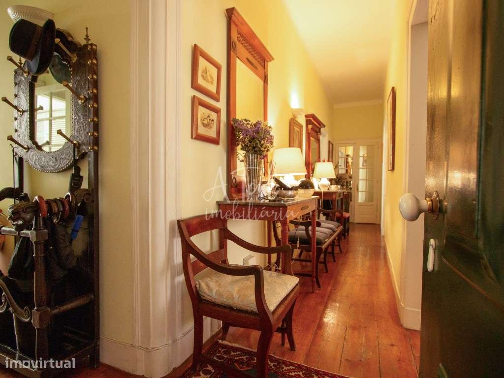 Apartamento T4 com Logradouro no Príncipe Real - Grande imagem: 4/43