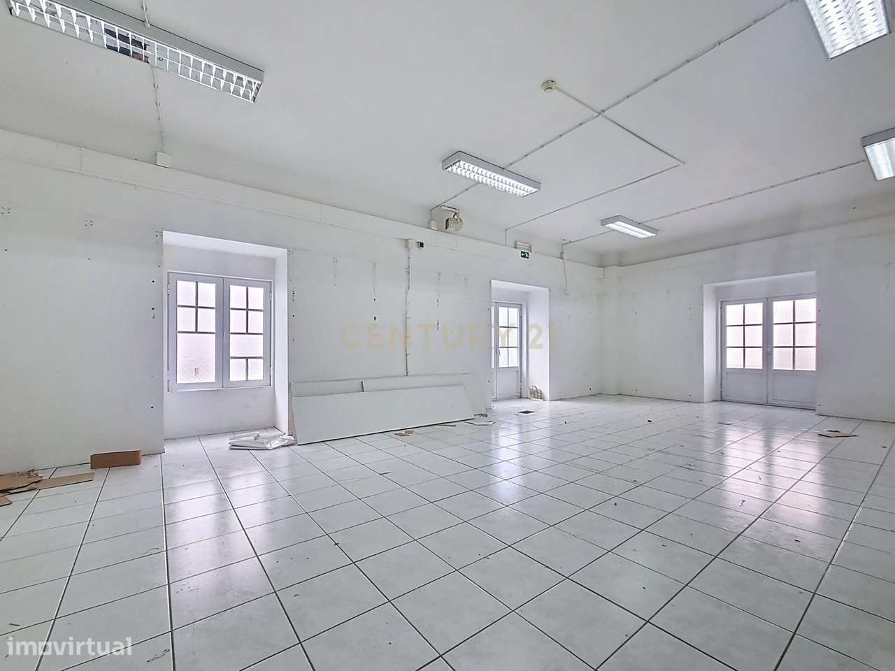 Loja  no Centro de Ponta Delgada - Grande imagem: 5/10