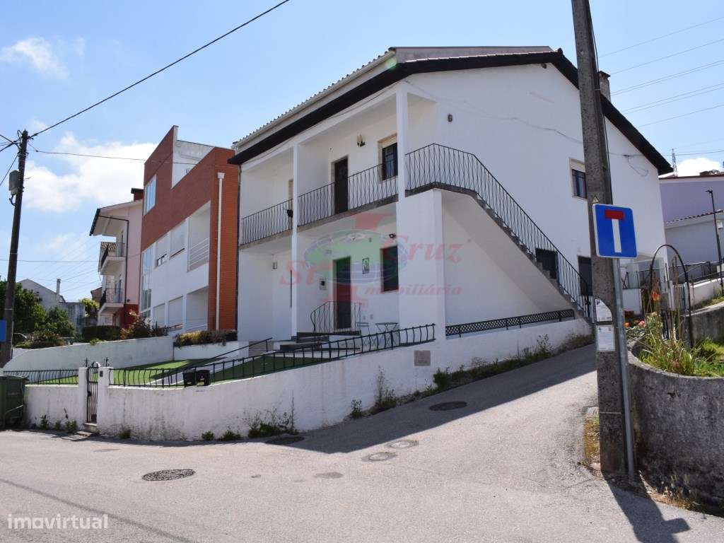 Apartamento T3 + Sótão Dividido - Pinhal de Marrocos-9