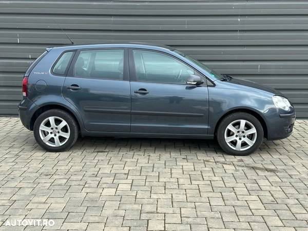 Volkswagen Polo 1.2 Attractive - 5