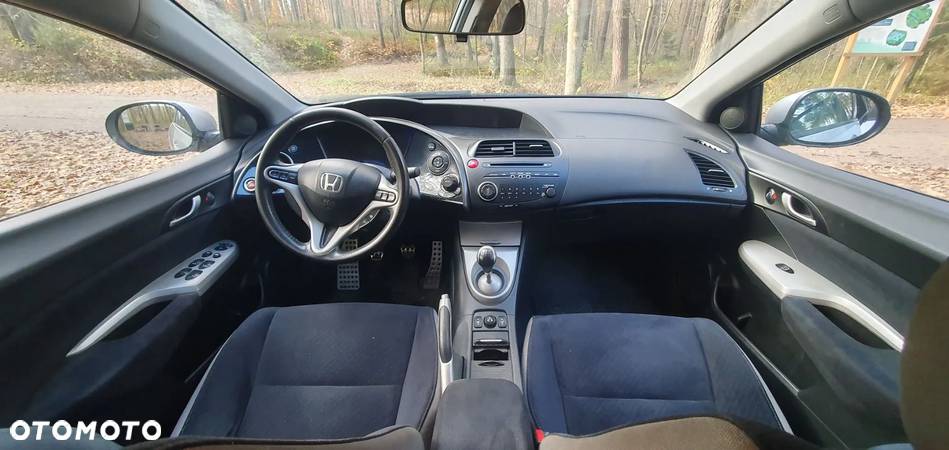 Honda Civic 1.8 Comfort - 4