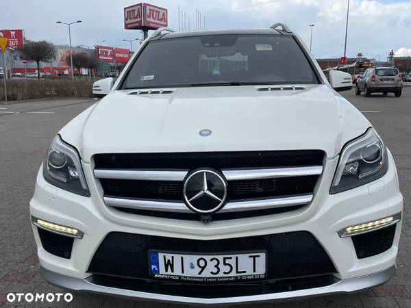 Mercedes-Benz GL 63 AMG - 1