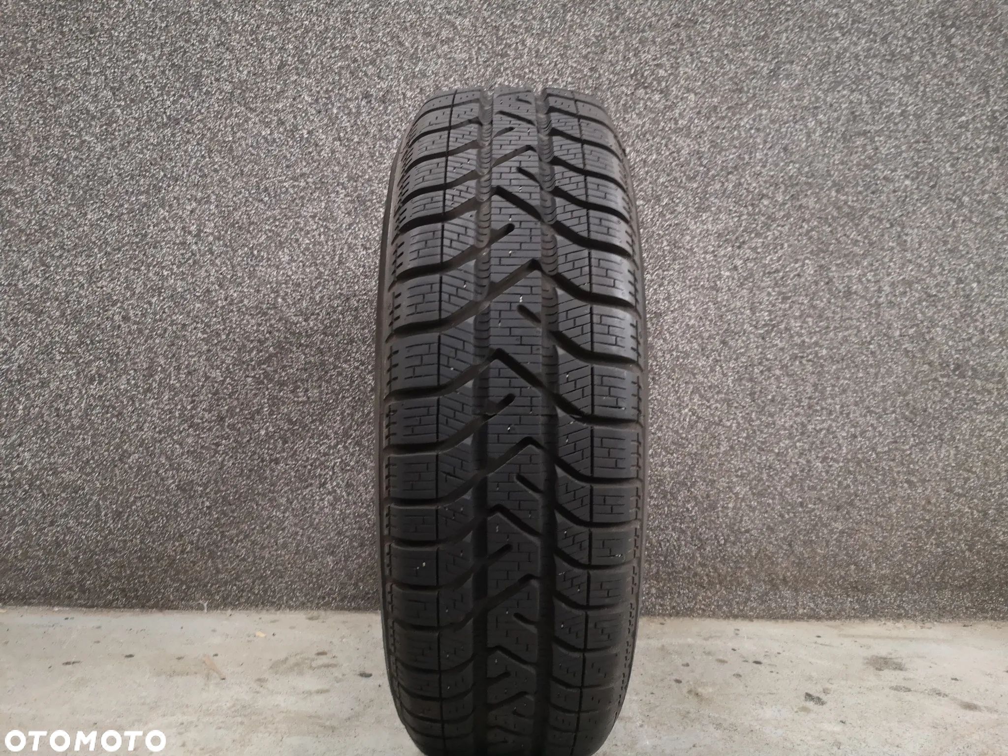 Pirelli Snow Control Serie 3 Winter 210 175/65/15 88H XL 1szt. - 1