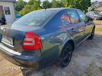 Skoda Octavia 1.6 FSI Classic - 6