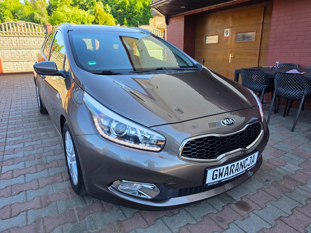 Kia Ceed II 1.6 CRDi 128 ISG Spirit 2014