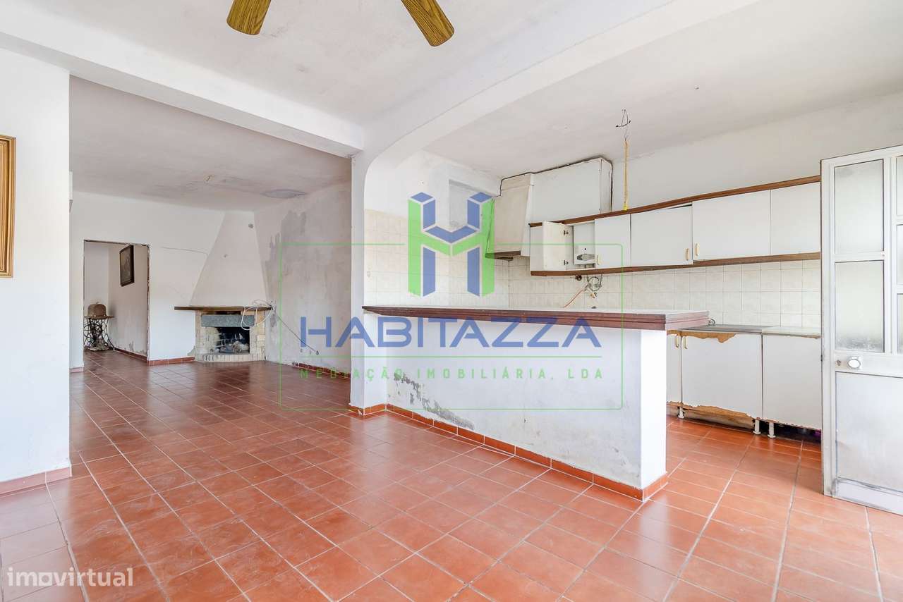 Moradia T3 com garagem e Vistas Desafogadas sobre o Campo, em Bensafri-15