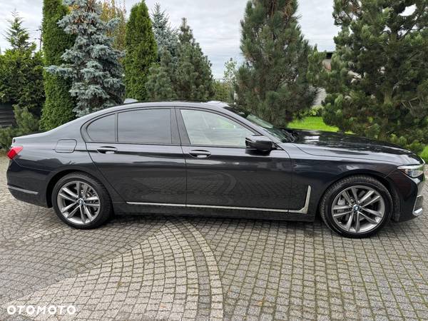 BMW Seria 7 750i xDrive - 7