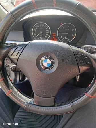 BMW Seria 5 - 11