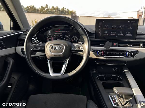 Audi A4 35 TFSI S tronic - 12