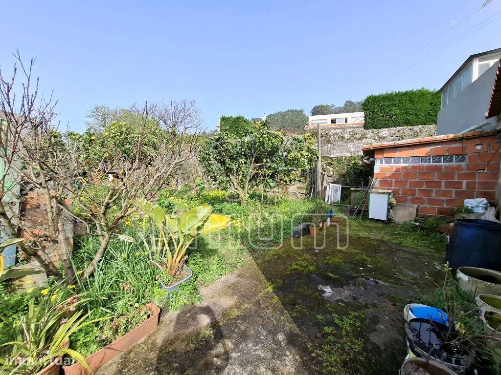 Moradia T2 - Areosa-2