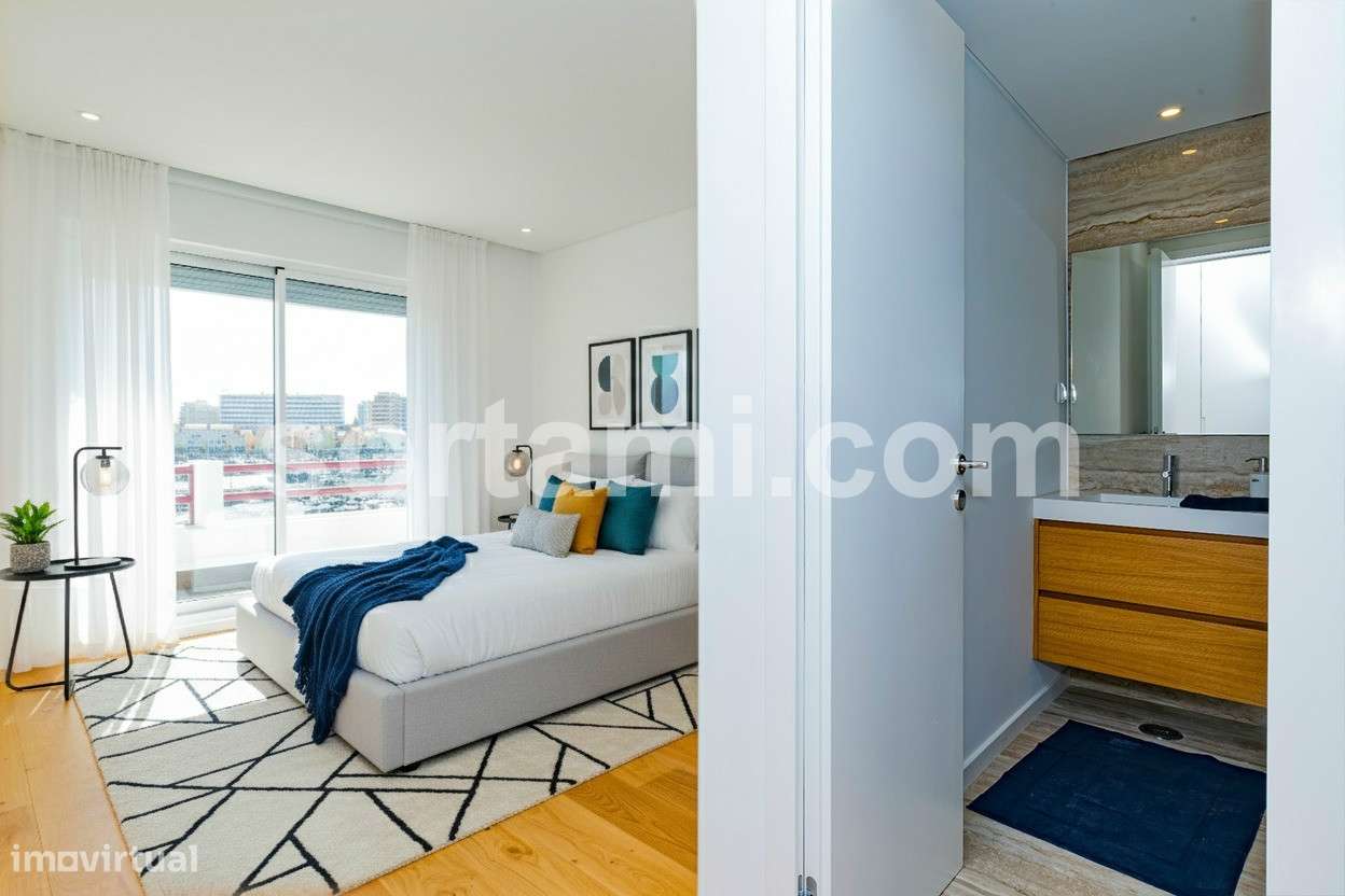 Apartamento T1+1 Venda em Quarteira,Loulé-20