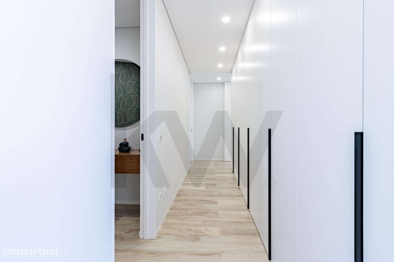 Moradia Térrea de Luxo com Piscina, Onde o Sonho se Torna Realidade-21