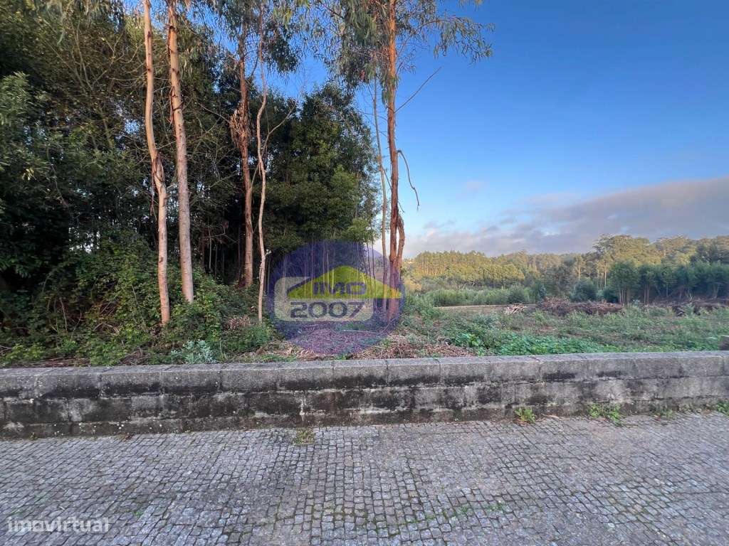 Lote para moradia em Serzedo - Grande imagem: 5/13
