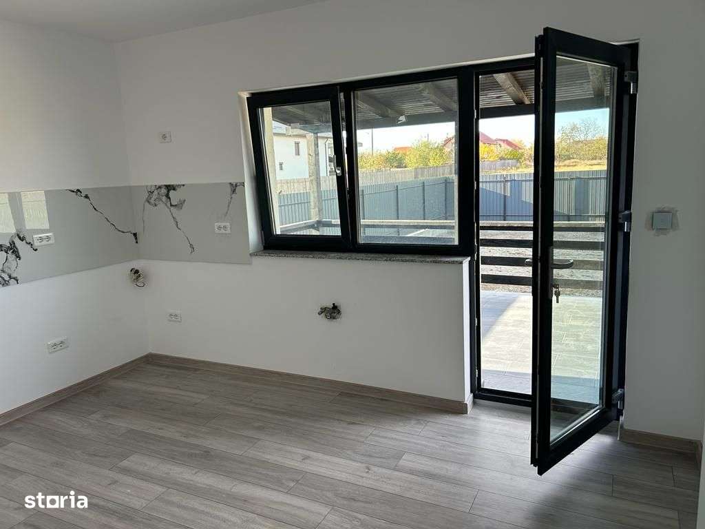 Anunț de vânzare: Locuință de lux nou construită în Serbănești, Bacău-5