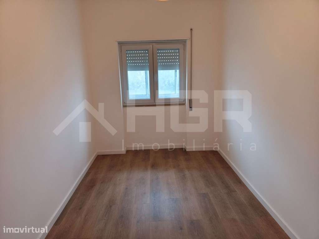 T1 | SEMI-RENOVADO | LOCALIZAÇÃO CENTRAL | ALTO SEIXALINHO-6