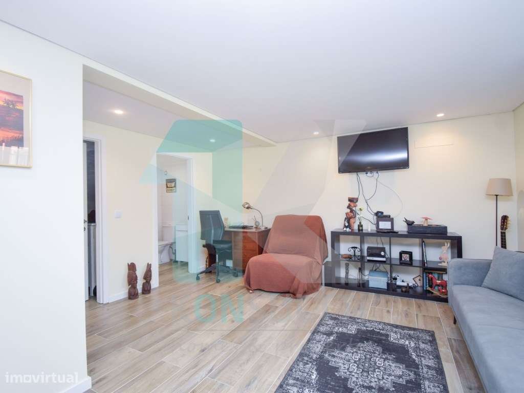 Fantástica Moradia geminada T3+1 com piscina - São Domingos de Rana-28