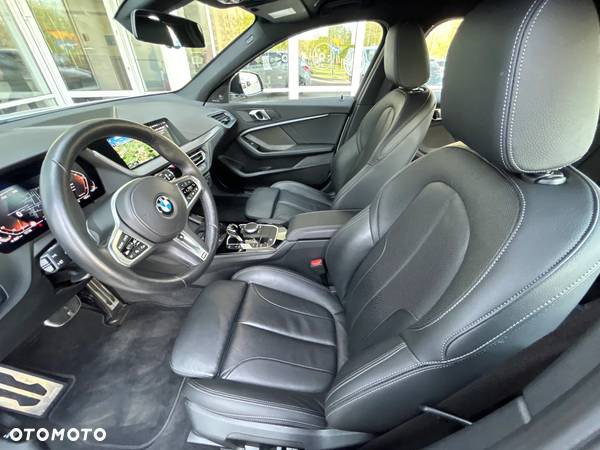 BMW Seria 1 120i M Sport - 17