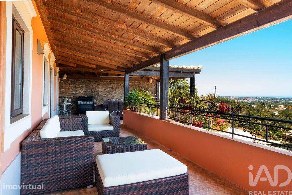 Casa / Villa T4 em Santa Bárbara de Nexe de 484,00 m2 - Grande imagem: 3/28