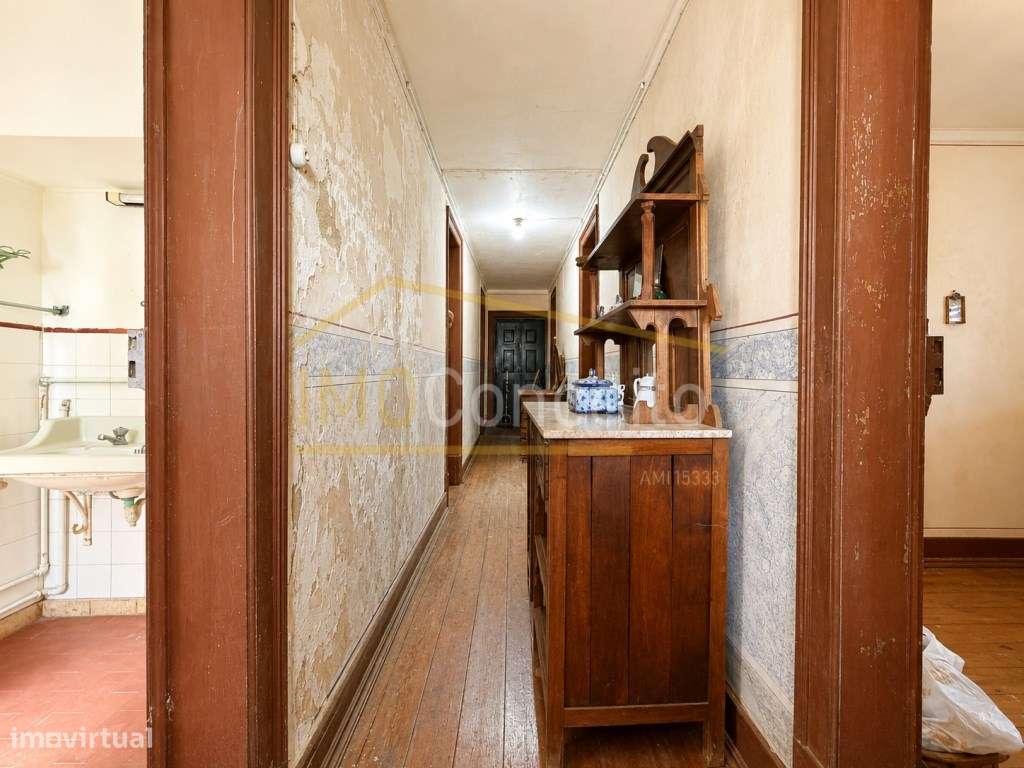 Moradia T4 com Quintal em Santa Margarida da Coutada Espaço e Tranq...-12
