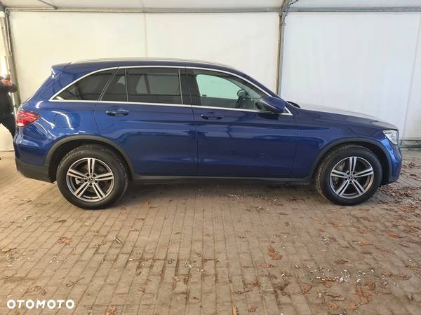 Mercedes-Benz GLC 220 d 4-Matic - 5