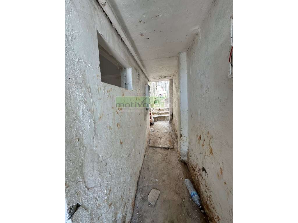 Prédio Devoluto com Grande Potencial de Reabilitação no Bairro da S...-6