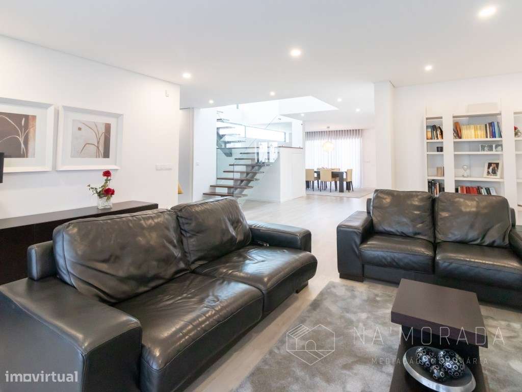 Moradia T3+1 para venda em São João de Vêr, Santa maria da Feira - Grande imagem: 4/36