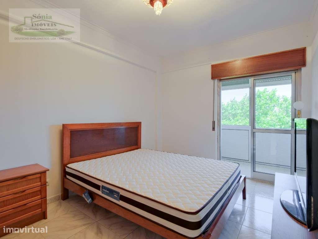 APARTAMENTO T3 EM CARCAVELOS PARA VENDA-7