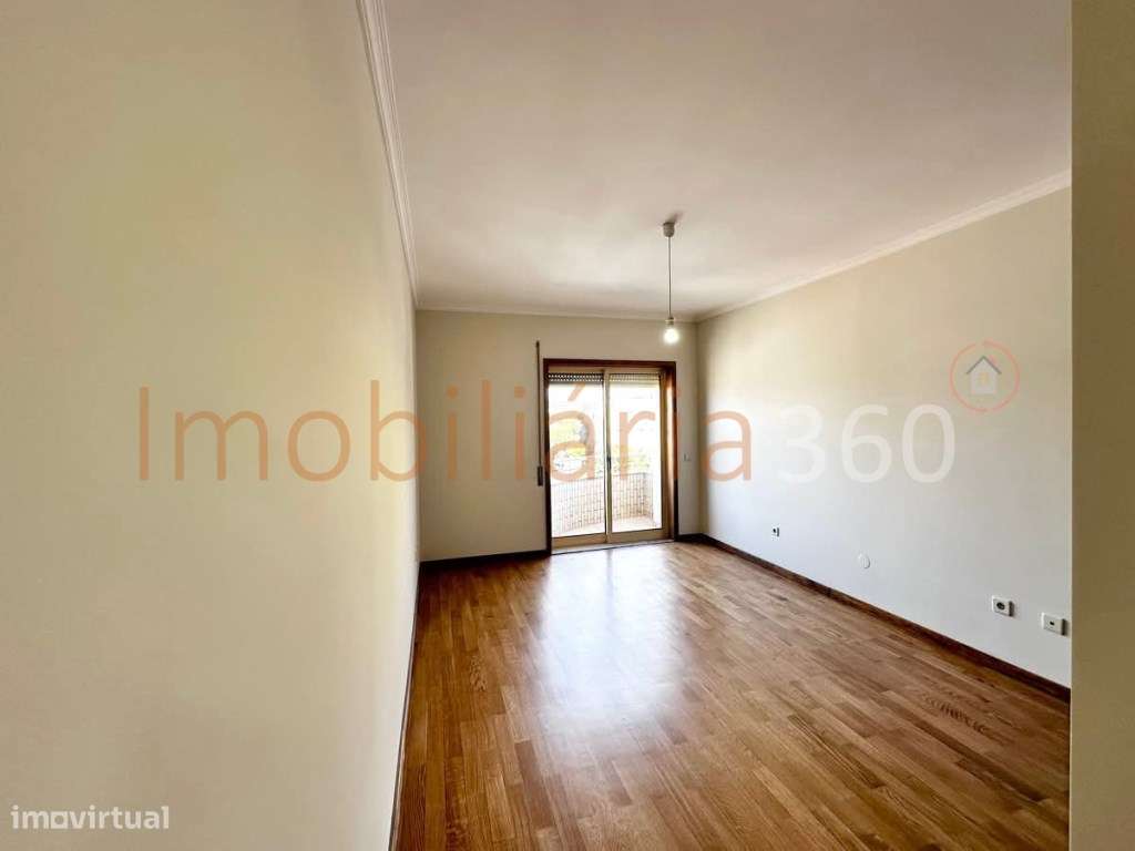 **Apartamento T3 à venda em localização privilegiada!**-13