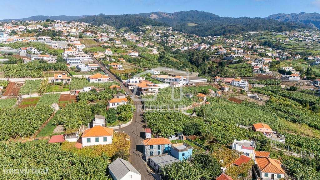 Moradia com 3 Apartamentos Independentes  - Ponta do Sol-38