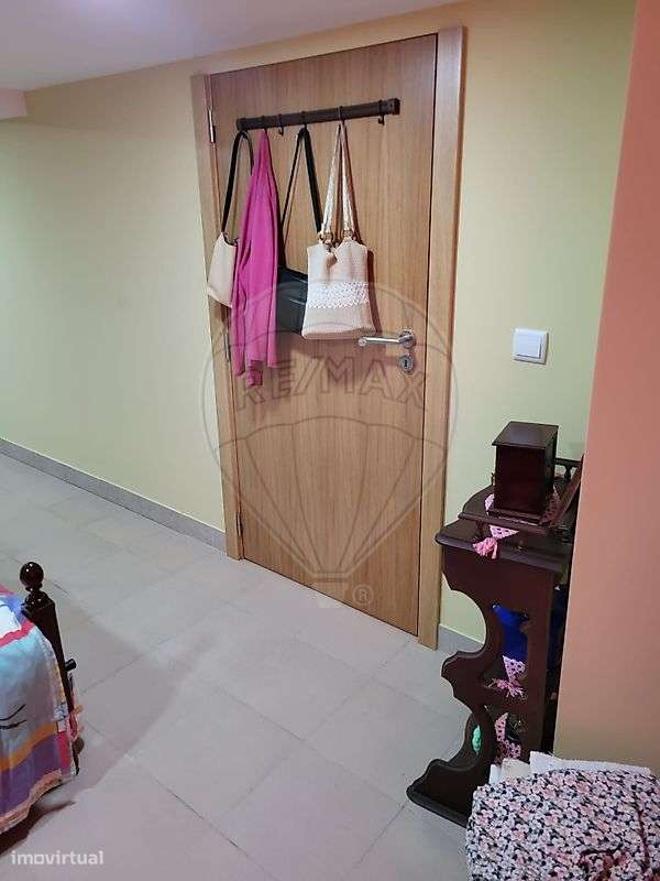 Moradia T4 para venda-17
