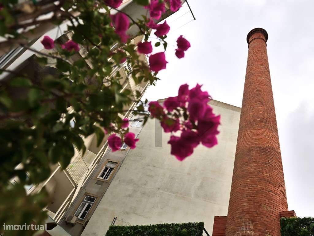 Apartamento T4 Renovado com Pátio Privado para Venda junto ao Marqu... - Grande imagem: 5/43