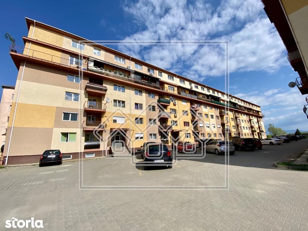 Apartament cu 3 camere in Sibiu - balcon - zona Rahovei