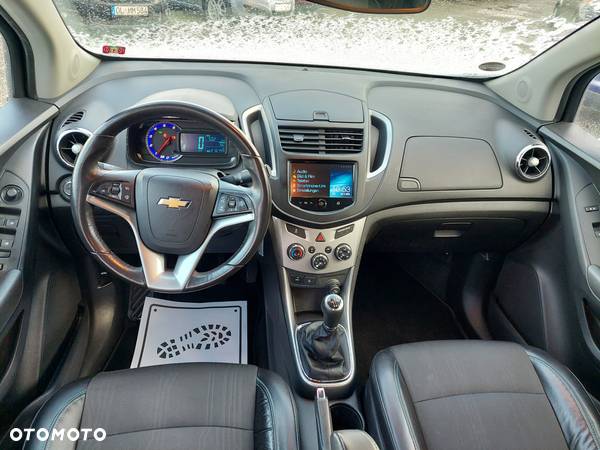 Chevrolet Trax 1.7 D LT - 25