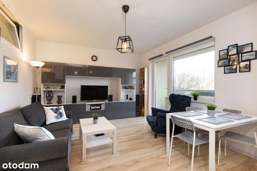 Ładne, z dużą loggią z 2010 r. piwnica, garaż-2