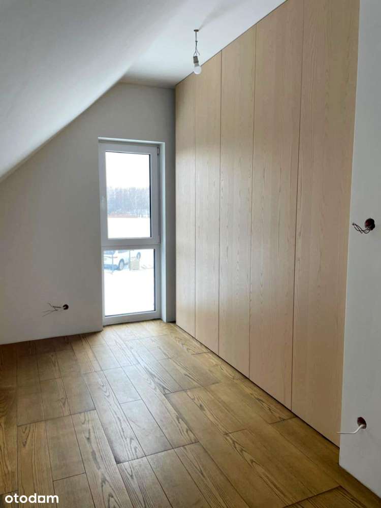 Nowoczesny dom na sprzedaż-10