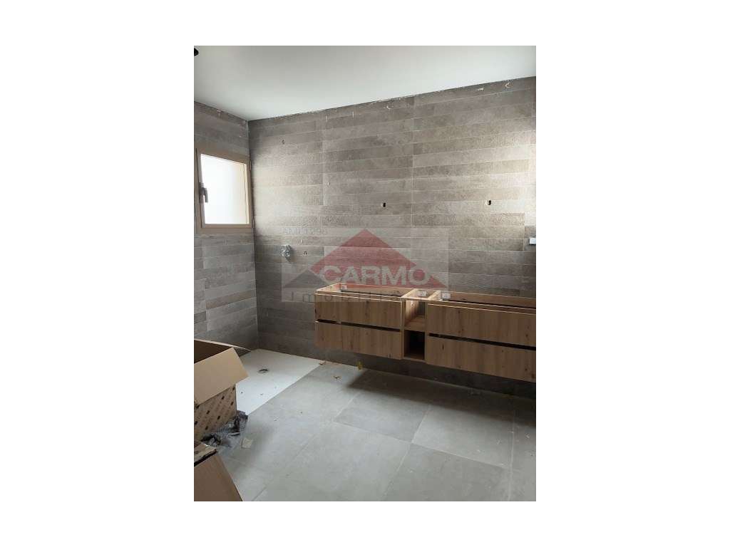 T3 Novo com 2 Suítes e Box.(oferta da escritura). - Grande imagem: 3/22