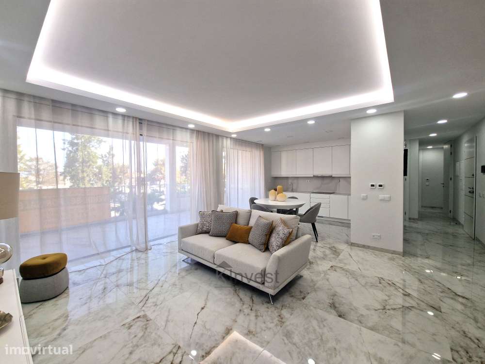 Apartamento T2 Novo com Garagem e Piscina - Lagos - Grande imagem: 2/36