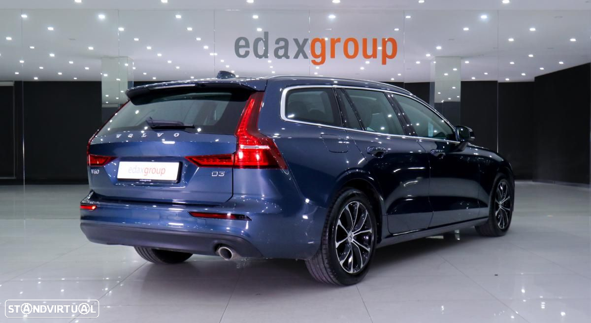 Volvo V60 2.0 D3 Momentum Plus Geartronic - 3