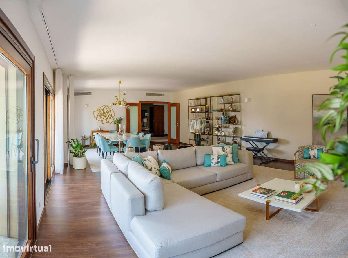 Arrendamento T4 em Condomínio Fechado Oriente - Grande imagem: 5/40