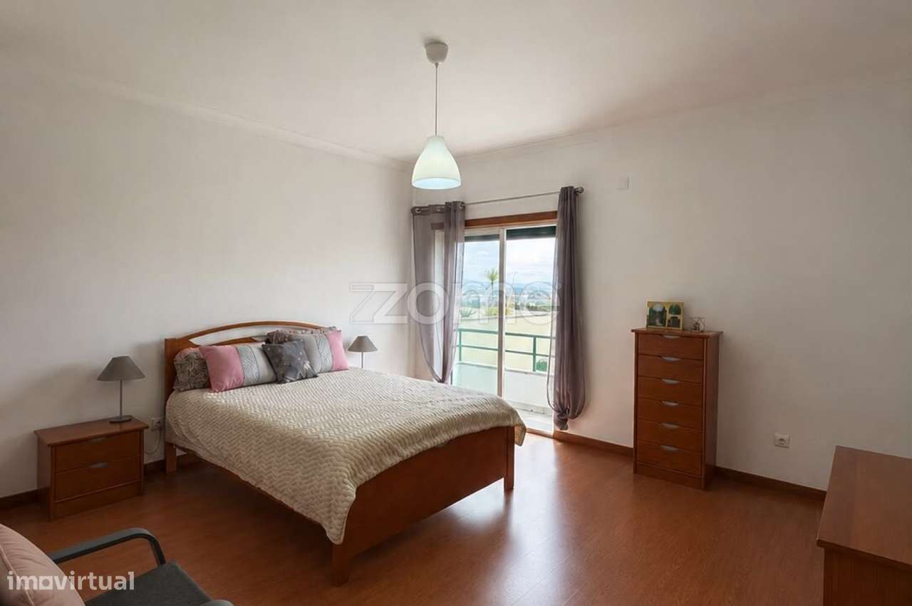 Apartamento T2 Duplex com Terraço e Potencial de Rentabilidade l Vi...-11