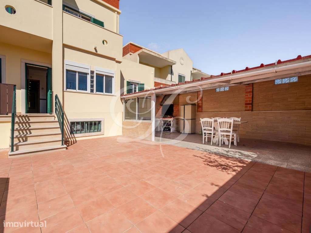 Moradia T5 + 2 | Alcabideche - Grande imagem: 2/36