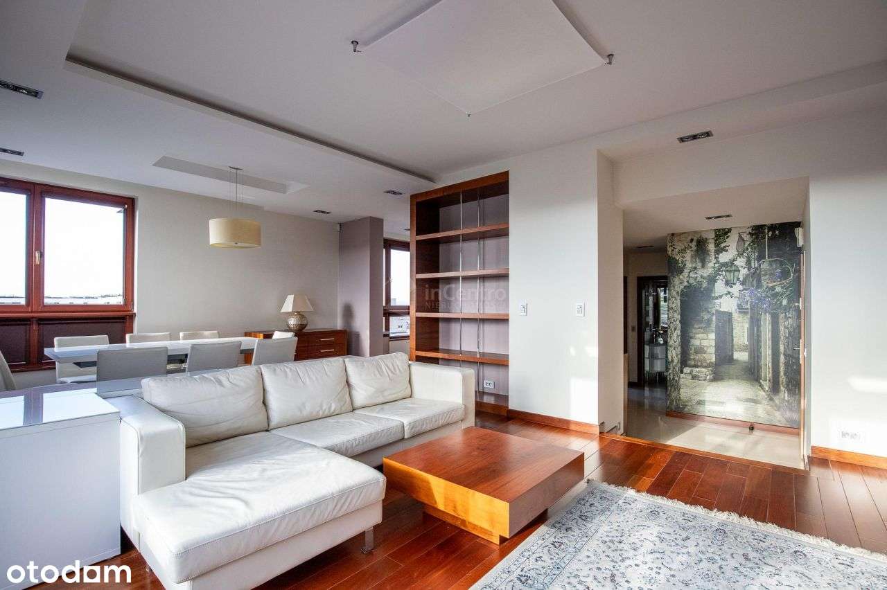 Przestronny apartament z tarasem. Czerwone Maki.-2