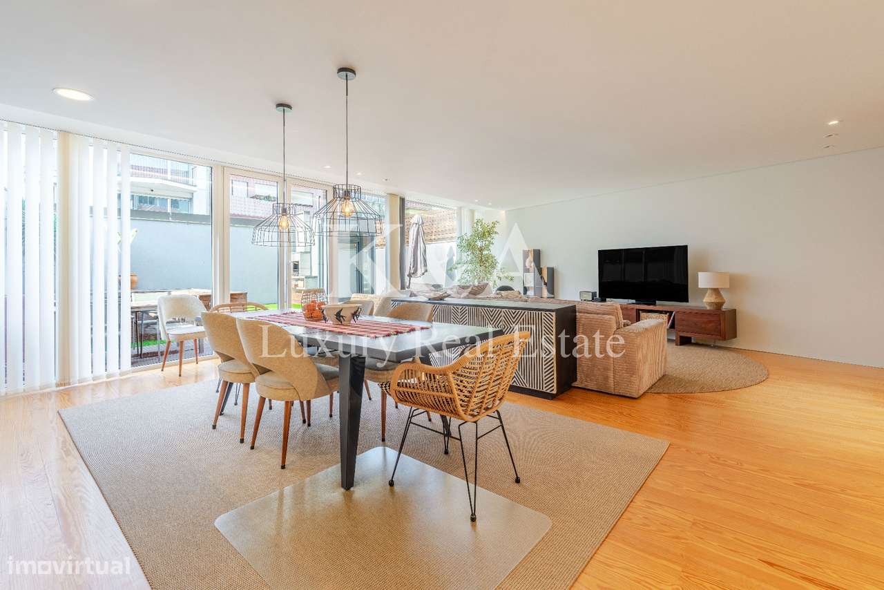 Moradia T3 com jardim e piscina no Porto. - Grande imagem: 4/15